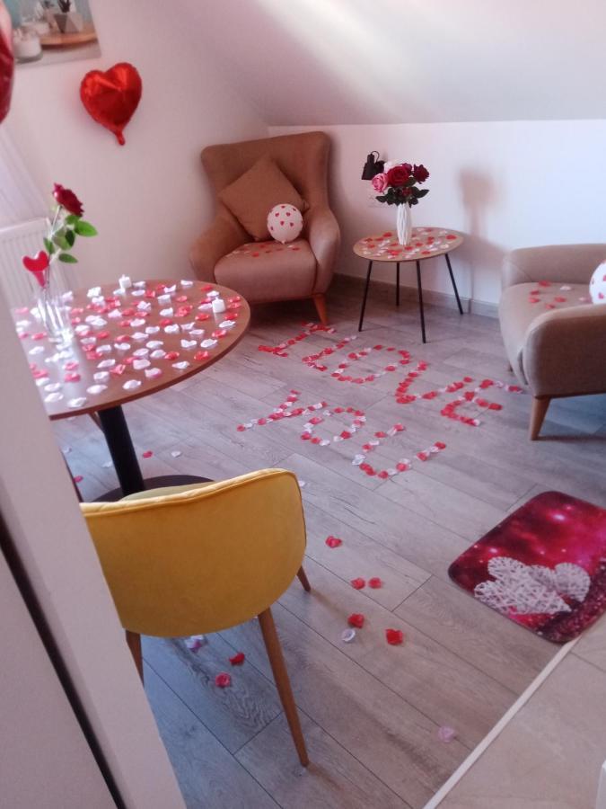 Studio Jacuzzi au centre Colmar Extérieur photo